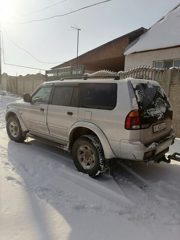 Mitsubishi: Mitsubishi Pajero: 2002 г., 2.5 л, Механика, Дизель, Внедорожник