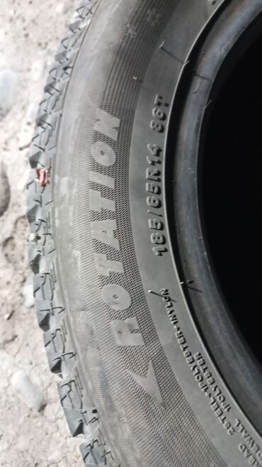 датчик давления шины: Зимняя шина 185/65 R14 86T пара - Направленный рисунок протектора