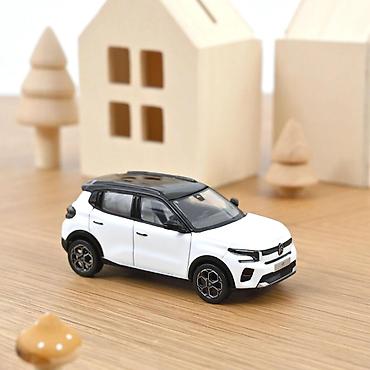 bicikli 20: 🚗 Citroën C3 2024 – Polar White & Black Roof – Norev (1:43) Norev — 1