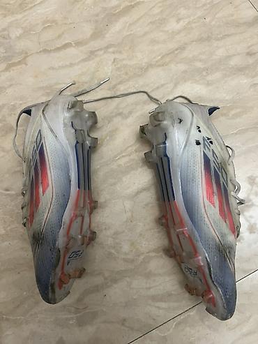 Butslar: Butslar Adidas, Ölçü: 39, Yeni — 3