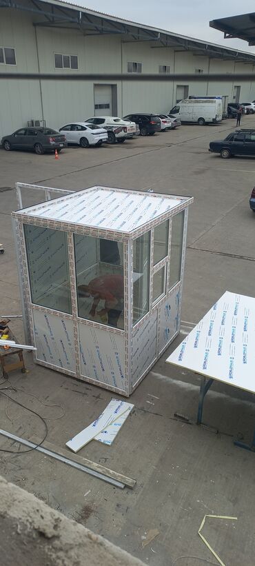 Konteynerlər: MÜHAFİZƏ KABİNİ. MÜHAFİZƏLƏR ÜŞÜMƏSİN. KƏYFİYYƏTLİ. SƏRFƏLİ — 15