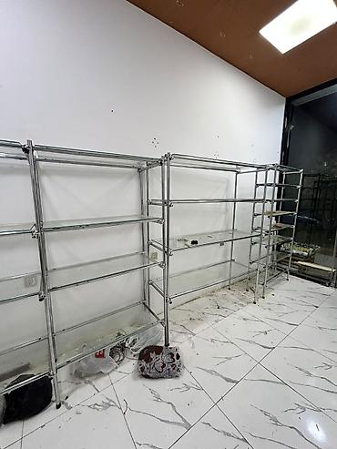 Полочные витрины: Buna da endirim edərsiz zəhmət olmasa təcili satılır 400aznə. Alan — 1