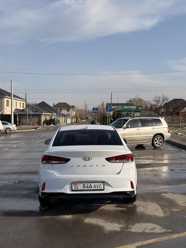 Hyundai: Hyundai Sonata: 2019 г., 2 л, Автомат, Газ, Седан — 5