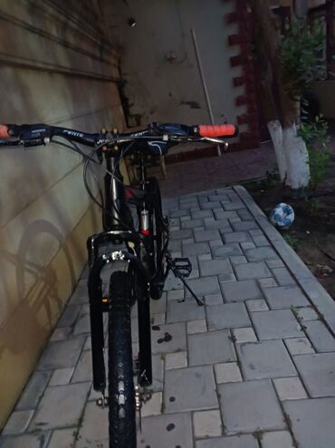 26 liq velosipedi hər bir şeyi işlək di təkərlər tep təzədi kirelo var