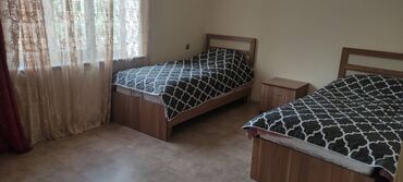 Günlük kirayə evlər: 152 kv. m, 4 otaqlı, Kanalizasiya, Kombi, Qaz — 13