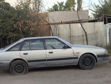 мазда трибуте: Продаётся Мазда 1987года. Движок не в рабочем состоянии,а так все