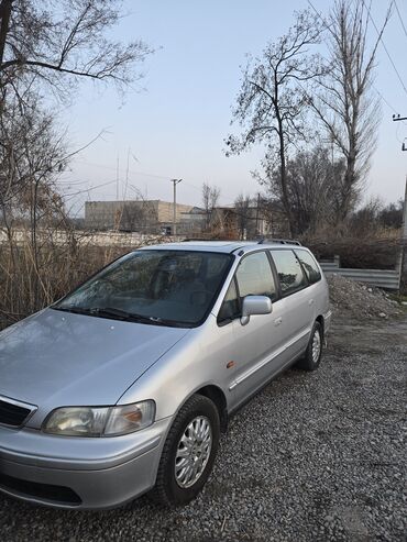 Honda: Honda Shuttle: 2000 г., 2.3 л, Автомат, Бензин, Минивэн