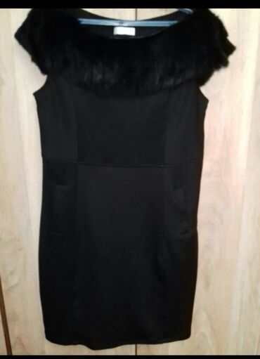 Повседневные платья: Платья женские, три модели. 1) Черное платье-футляр с широким — 2