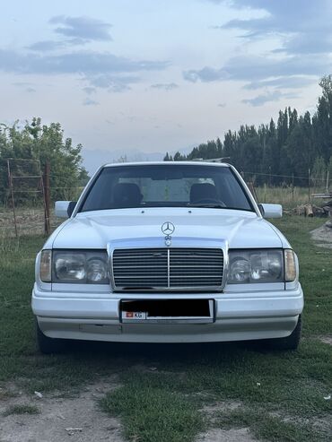 купить авто в рассрочку: Mercedes-Benz 200-Series: 1993 г., 2.2 л, Механика, Бензин, Седан