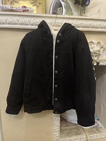 cins walvar: Cins kurtka, Burberry, M — 4