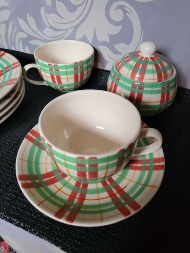 Kuhinjski setovi: Servis nov za kafe,caj,poslastice rucno oslikan 80te.Blue Elephant na lalafo.rs — 13 Kuhinjski setovi: Servis nov za kafe,caj,poslastice rucno oslikan 80te.Blue Elephant — 13