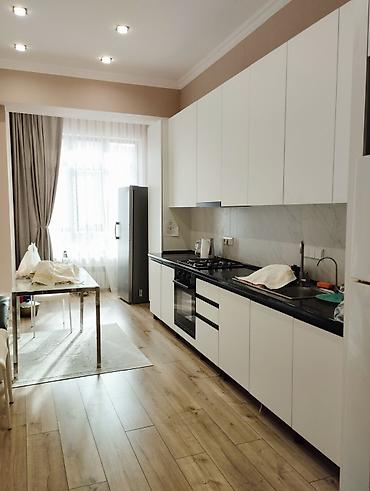 креакон: 2 комнаты, 76 м², Асанбай мкр Индивидуалка, 5 этаж — 6