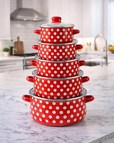samovar cena: Set emajliranih šerpi – 5 delova, crvene sa belim tufnamaik - — 1