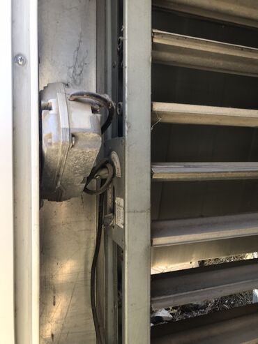 Havalandırma sistemləri: Hucreli havalandirma tezedi istifade olmuyub boyuk bir binanin — 8