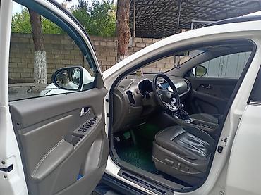 Kia: Kia Sportage: 2 l | 2011 il Krossover — 6