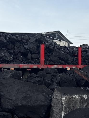 Уголь другого месторождения: Каменный уголь (кусковой), навалом Описание: - Фракция: крупный и — 5