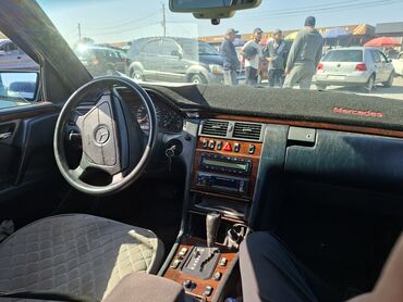 шлем на мотоцикл цена: Mercedes-Benz E-Class: 1996 г., 2.3 л, Автомат, Бензин, Седан