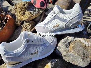 Women's Sneakers and athletic shoes: 41 — 4