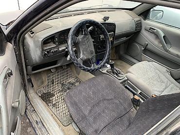 Унаа сатуу: Volkswagen Passat: 1995 г., 2 л, Кол менен иштөөчү, Бензин, Универсал — 5