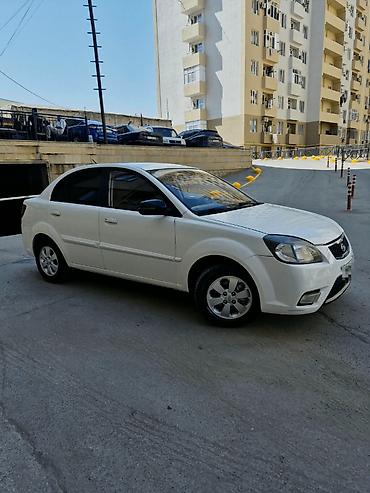 chery maşın: Kia Rio: 1.6 l | 2011 il Sedan — 10