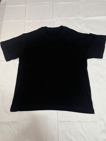 мужская одежда stone island: Футболка L (EU 40), цвет - Черный