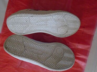 Patike: Adidas, 38, bоја - Bela — 7