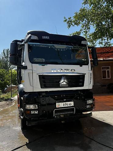 Грузовики: Самосвал HOWO (CNHTC/Sinotruk), 6x4 - Модель: HOWO (эмблема CNHTC — 1