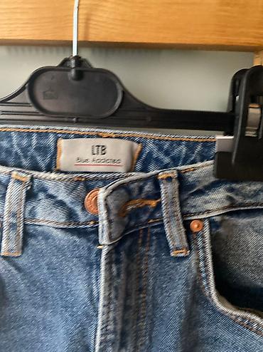 Cinslər və şalvarlar: Ela materiyallı .0 geyinilme.Tep teze. Jeans uzun.Ayagı razrezli.Marka — 3