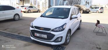 авто в рассрочку без первоначального взноса: Chevrolet Spark: 2019 г., 1 л, Вариатор, Бензин, Хэтчбэк