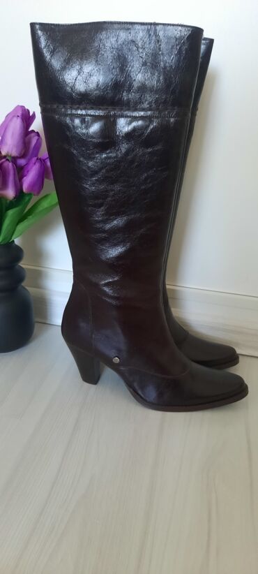 stikle novi sad: High boots, 40