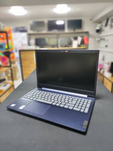 Ноутбук, Lenovo, 8 ГБ ОЗУ, Intel Core i3, 15.6 ", Новый, Для несложных задач, память SSD