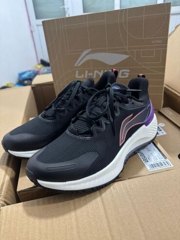 нижнее белье оптом дордой: Кроссовки Li-Ning (модель на шнуровке) для бега и повседневной