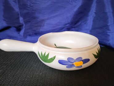 Tiganji: Grncarska nova francuska posuda,rucno oslikana pa glazirana 80te — 4