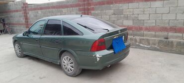 бугатти машина: Opel Vectra: 2000 г., 2 л, Механика, Бензин, Хетчбек