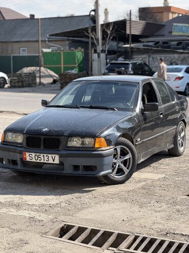 e36: BMW 3 series: 1993 г., 1.8 л, Механика, Бензин, Седан