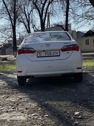 Toyota: Toyota Corolla: 2018 г., 1.6 л, Механика, Бензин, Седан — 5