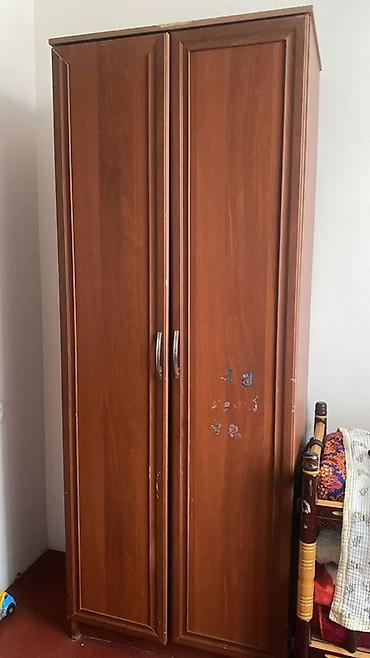 Срочно продается 3000сом ☎️ + Подходит для хранения повседневной at lalafo.kg Срочно продается 3000сом ☎️ + Подходит для хранения повседневной