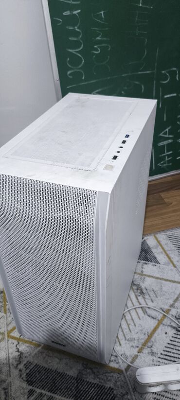 айпад 10 цена в бишкеке: Компьютер, ядролор - 10, ОЭТ 32 ГБ, Оюндар үчүн, Колдонулган, Intel Xeon, AMD Radeon RX 6600 XT, NVMe