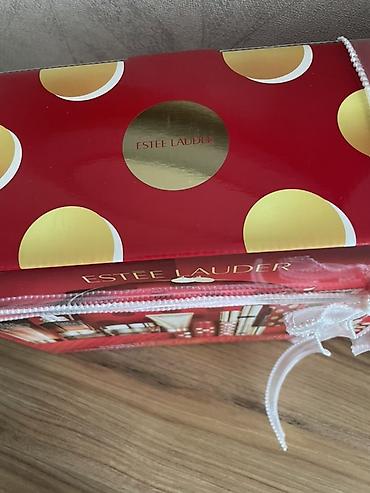 evalar vitamin c: Estée Lauder hədiyyə dəsti – “Includes 9 Full‑Size Favorites + 2 — 5