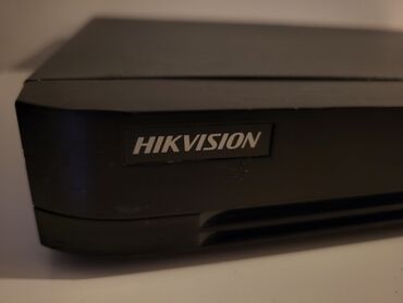 kamere sremska raca: Hikvision 16-kanalni digitalni video rekorder (DVR) za sisteme video