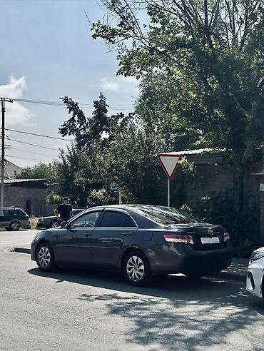 консоль камри: Toyota Camry: 2011 г., 2.5 л, Автомат, Седан — 6