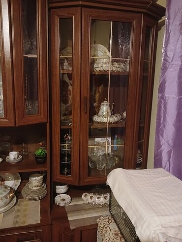 Qonaq otağı dəstləri: İşlənmiş, Kredit yoxdur — 8