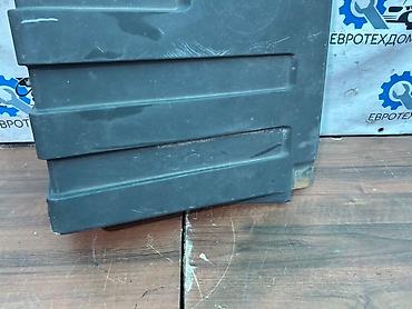 Другие детали кузова: Крышка аккумулятора Man TGX 460 2017 Контрактный из Германии, в — 4