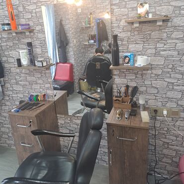 güzgülü salon: Новый, Стол для стрижки, С зеркалом