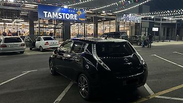 Nissan: Nissan Leaf: 0.1 l | 2011 il Hetçbek — 9