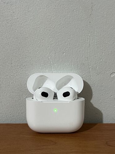 Другие аксессуары для мобильных телефонов: Срочно продам AirPods Pro 2 новый,платная доставка