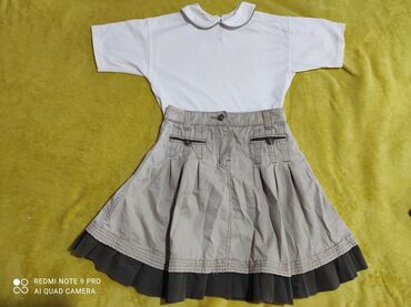 levis crna majica: Set: T-shirt, Skirt