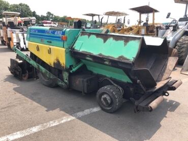 Асфальтоукладчики: Продается Японский асфальтоукладчик Ханта. Двигатель 4х цилиндровый. С — 3