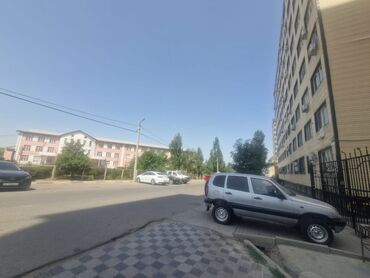 сдаю дом на длительный срок рядом просп жибек жолу бишкек: Кок-Жар мкр Сдается магазин на долгий срок С оборудованием