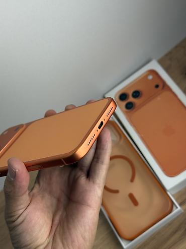 macbook air m1 16: IPhone 17 Pro Max, Б/у, 512 ГБ, Оранжевый, Зарядное устройство, Защитное стекло, Чехол, 93 % — 3